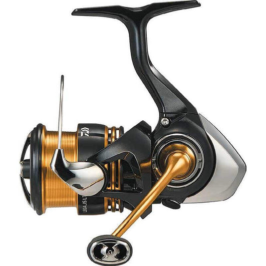 Carrete Daiwa LEGALIS LT2500-XH